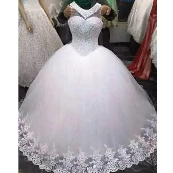 Luxury Full Pearls Beaded Puffy Plus Size Wedding Dresses Floor Length Sleeveless Lace Appliques Bridal Gowns 2022
Luxury Full Pearls Beaded Puffy Plus Size Wedding Dresses Floor Length Sleeveless Lace Appliques Bridal Gowns 2022