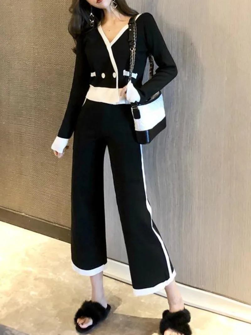 Spring New Korean Version Of Hong Kong Chic Temperament Loose Long Sleeved Sweater + Versatile High Waist Casual Pants Set Women
Spring New Korean Version Of Hong Kong Chic Temperament Loose Long Sleeved Sweater + Versatile High Waist Casual Pants Set Women