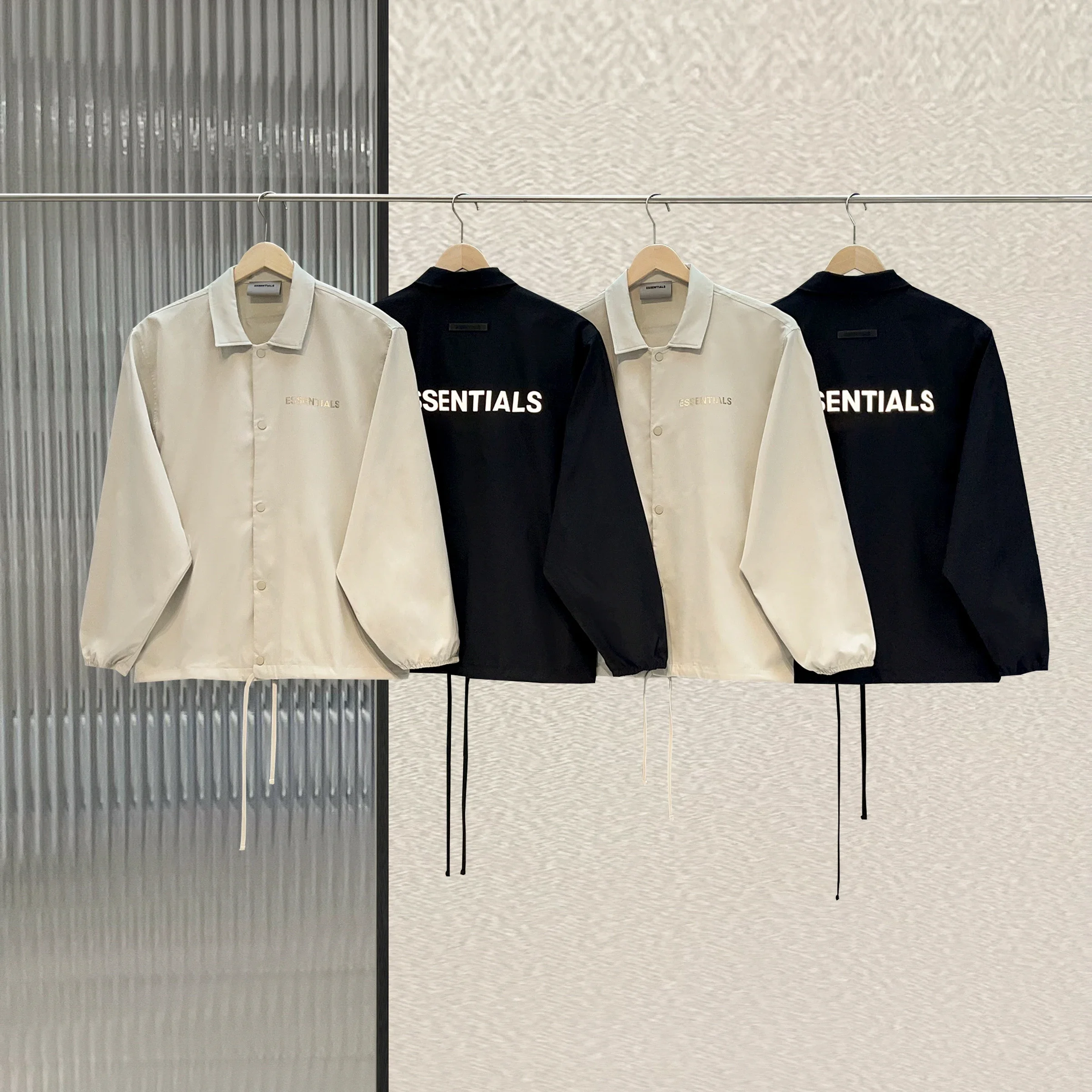 New Essentials Woven fabric High Quality jacket Luminous letterOversized Loose Men and Women Leisure Outdoor casual overcoat
New Essentials Woven fabric High Quality jacket Luminous letterOversized Loose Men and Women Leisure Outdoor casual overcoat