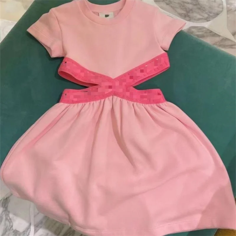 Spring and summer new girl baby letter cross strap dress casual cotton shirt dress
Spring and summer new girl baby letter cross strap dress casual cotton shirt dress