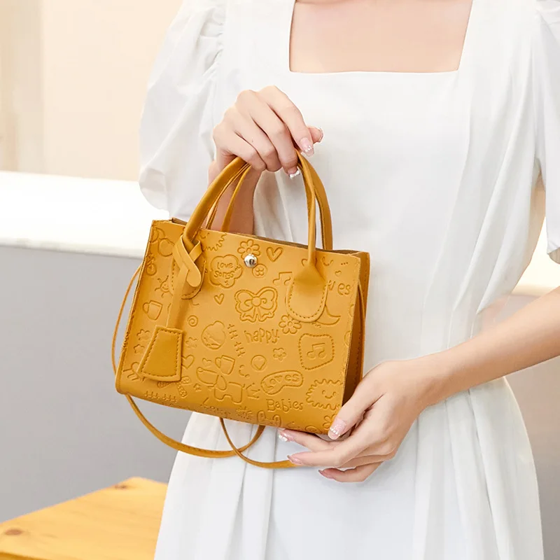 2022 Luxury Cartoon Printing Women Bag Soft PU Leather Women Shoulder Bag Fashion Handbags Solid Color Casual Crossbody Bags
2022 Luxury Cartoon Printing Women Bag Soft PU Leather Women Shoulder Bag Fashion Handbags Solid Color Casual Crossbody Bags