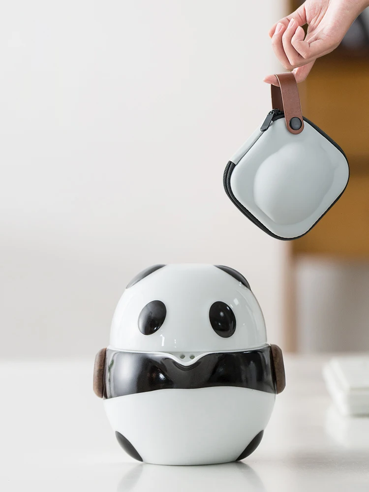 Набор керамических чайников и чашек, дорожный чайный набор с милой пандой, посуда для напитков
Набор керамических чайников и чашек, дорожный чайный набор с милой пандой, посуда для напитков