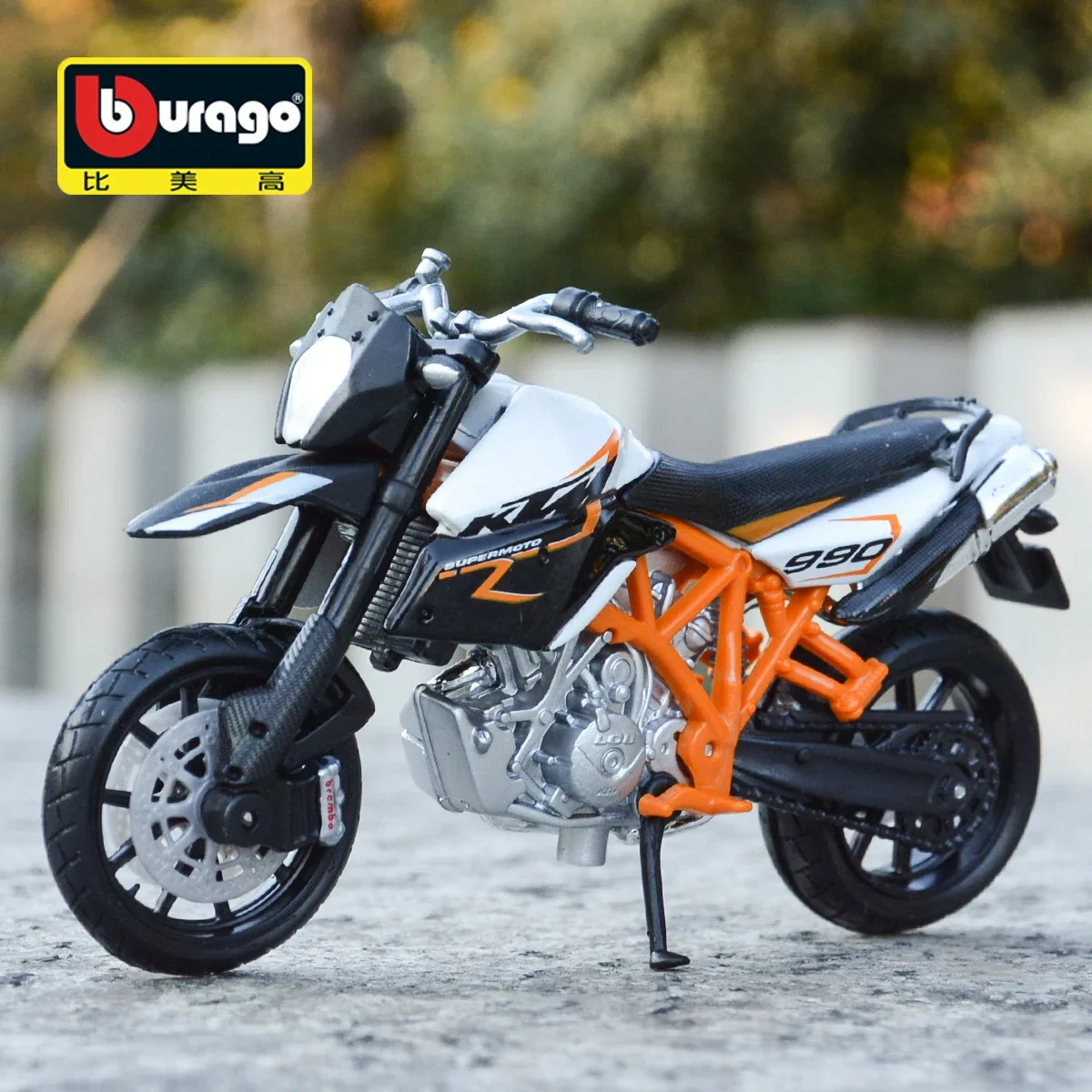 Модель мотоцикла Bburago 1:18 KTM 990 Supermoto R из сплава, литая металлическая игрушка, модель мотоцикла, имитация коллекции, детские подарки
Модель мотоцикла Bburago 1:18 KTM 990 Supermoto R из сплава, литая металлическая игрушка, модель мотоцикла, имитация коллекции, детские подарки