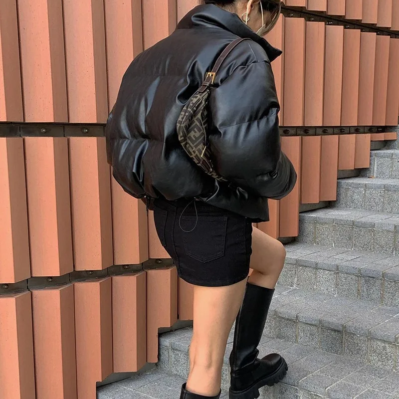 Зимняя куртка из искусственной кожи, элегантные парки на молнии, женские утепленные короткие пальто для женщин, модные парки с воротником-с...
Зимняя куртка из искусственной кожи, элегантные парки на молнии, женские утепленные короткие пальто для женщин, модные парки с воротником-с...