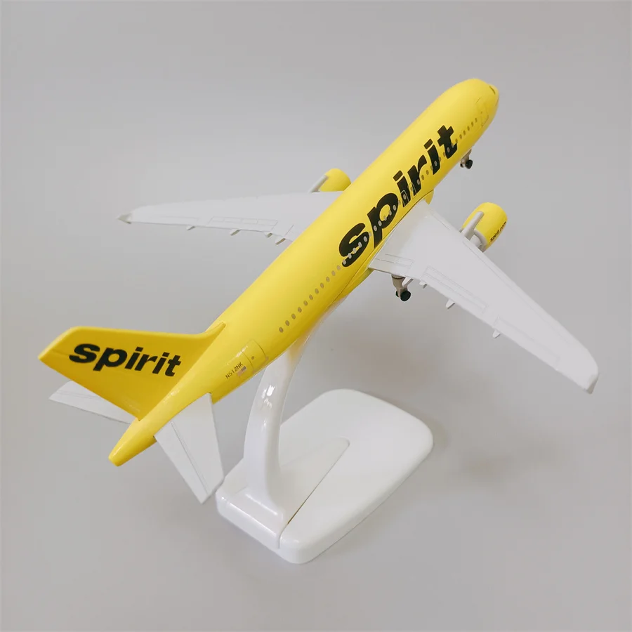 Модель самолета американского производства Air Spirit, модель самолета из металлического сплава 20 см с держателем колес, модель модели самолета модели w
Модель самолета американского производства Air Spirit, модель самолета из металлического сплава 20 см с держателем колес, модель модели самолета модели w