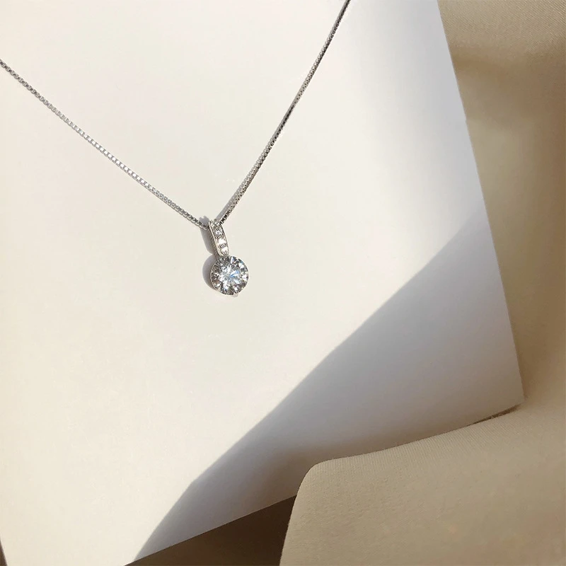Luxury Zircon Round Necklace Women Pendant 925 Silver Choker Women Chains Party Top Quality Jewelry Accessories Gift
Luxury Zircon Round Necklace Women Pendant 925 Silver Choker Women Chains Party Top Quality Jewelry Accessories Gift