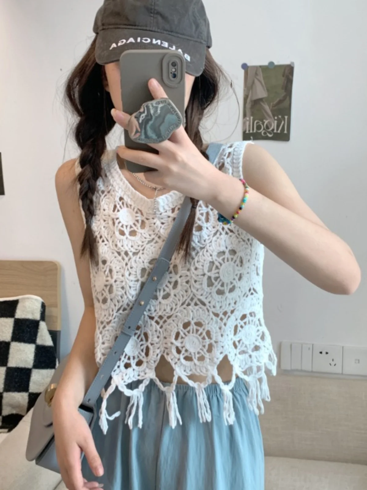 Pure desire, sweet and spicy suspender, small tank top for women wearing summer new crochet hollowed out interior, short sleevel
Pure desire, sweet and spicy suspender, small tank top for women wearing summer new crochet hollowed out interior, short sleevel