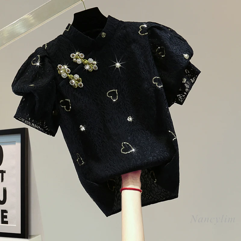 Retro Buckle Stand Collar Puff Sleeve Lace T-Shirt for Wommen 2022 Summer Korean Style Beads Rhinestones Sequins Short-Sleeved T
Retro Buckle Stand Collar Puff Sleeve Lace T-Shirt for Wommen 2022 Summer Korean Style Beads Rhinestones Sequins Short-Sleeved T