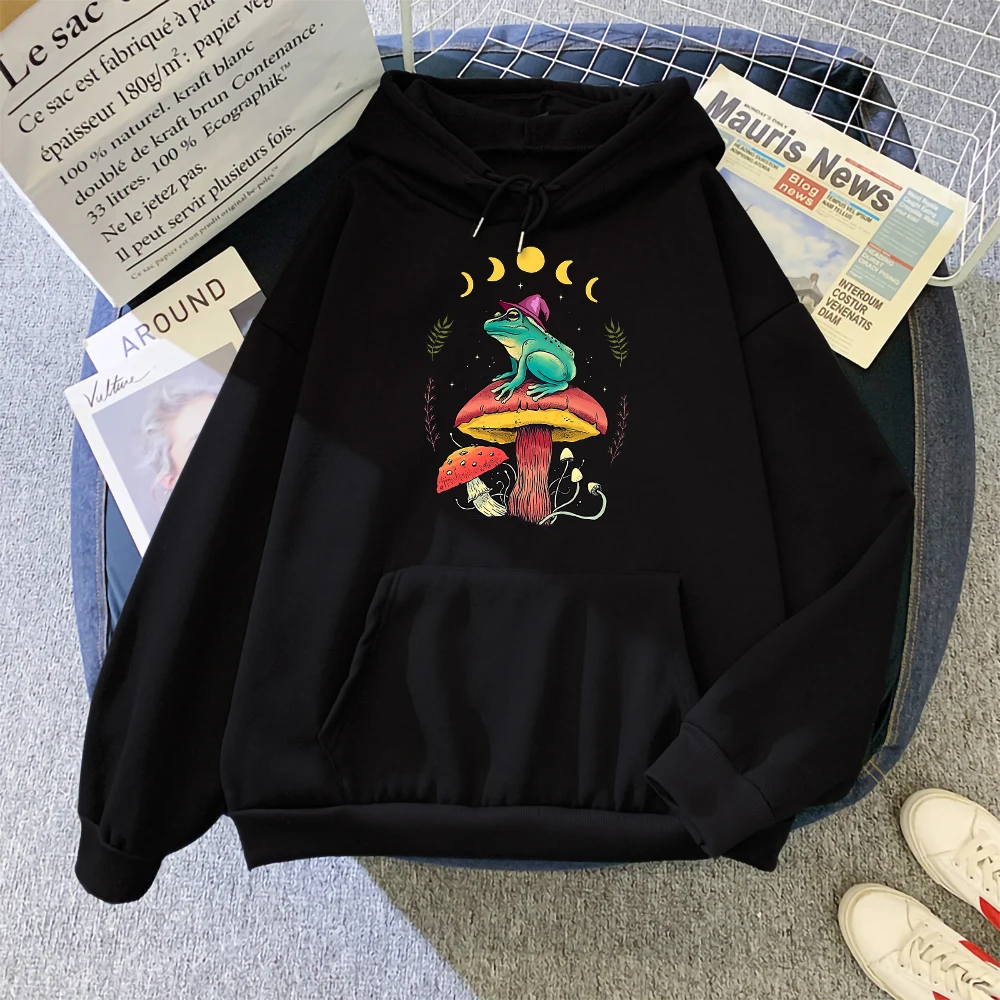 Cottagecore Aesthetic Goblincore Frog Wizard On Mushroom Men Hoodies Loose Crewneck Clothes Casual Comfortable Tops Man Pullover
Cottagecore Aesthetic Goblincore Frog Wizard On Mushroom Men Hoodies Loose Crewneck Clothes Casual Comfortable Tops Man Pullover