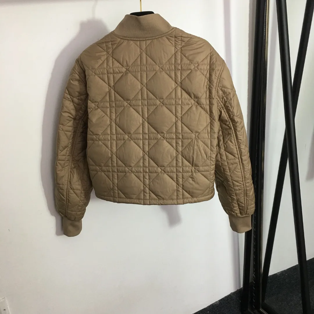 Women Jacket Winter Padded Coat Fashion Ladies Cotton Clothes Female Long Sleeve Elegant Coat Outwear Women Casual Streetwear
Women Jacket Winter Padded Coat Fashion Ladies Cotton Clothes Female Long Sleeve Elegant Coat Outwear Women Casual Streetwear