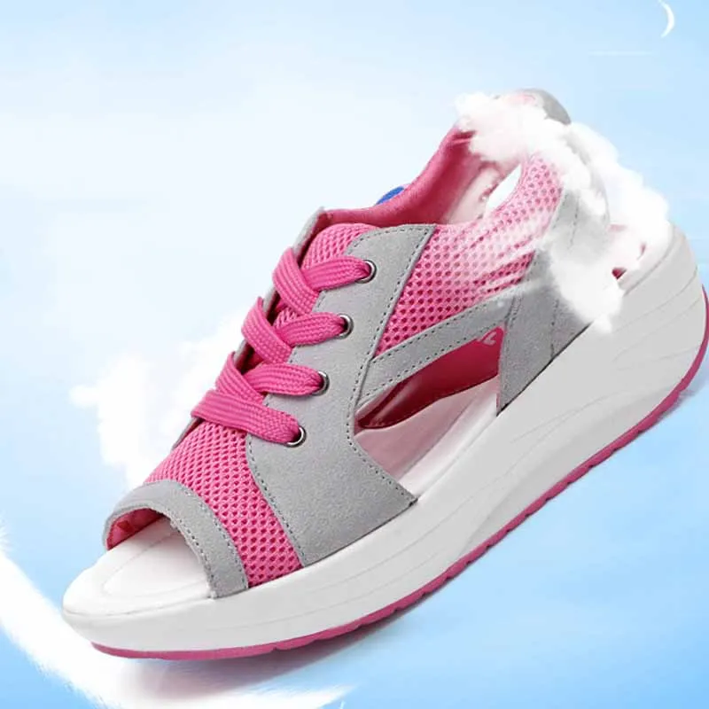 Сандалии женские на шнуровке, удобные босоножки на массивной платформе, сетчатые повседневные, с открытым носком, для увеличения роста, лето 2023
Сандалии женские на шнуровке, удобные босоножки на массивной платформе, сетчатые повседневные, с открытым носком, для увеличения роста, лето 2023