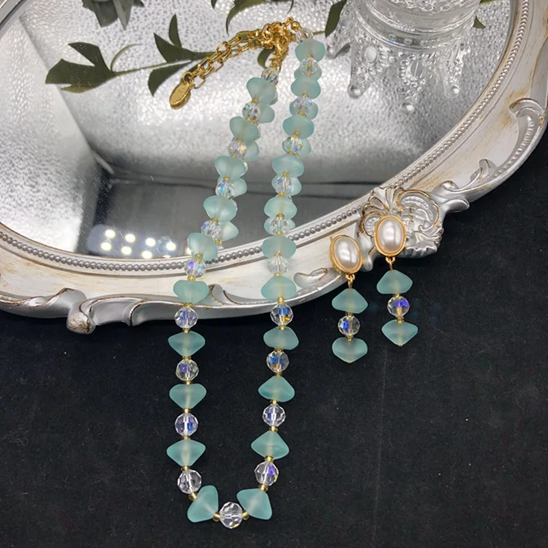 French Vintage Ice Through Mist Face Blue Shaped Glass Cut Beads Necklace Pearl Earrings
French Vintage Ice Through Mist Face Blue Shaped Glass Cut Beads Necklace Pearl Earrings