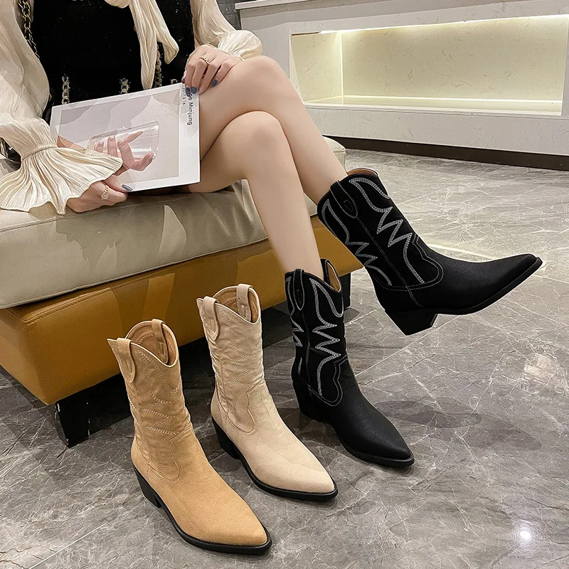 Plus Size Women's Western Modern Boots 2022 Fall Winter Fashion Ladies Pointed Toe High Heels Women's Middle Calf Chelsea Boots
Plus Size Women's Western Modern Boots 2022 Fall Winter Fashion Ladies Pointed Toe High Heels Women's Middle Calf Chelsea Boots