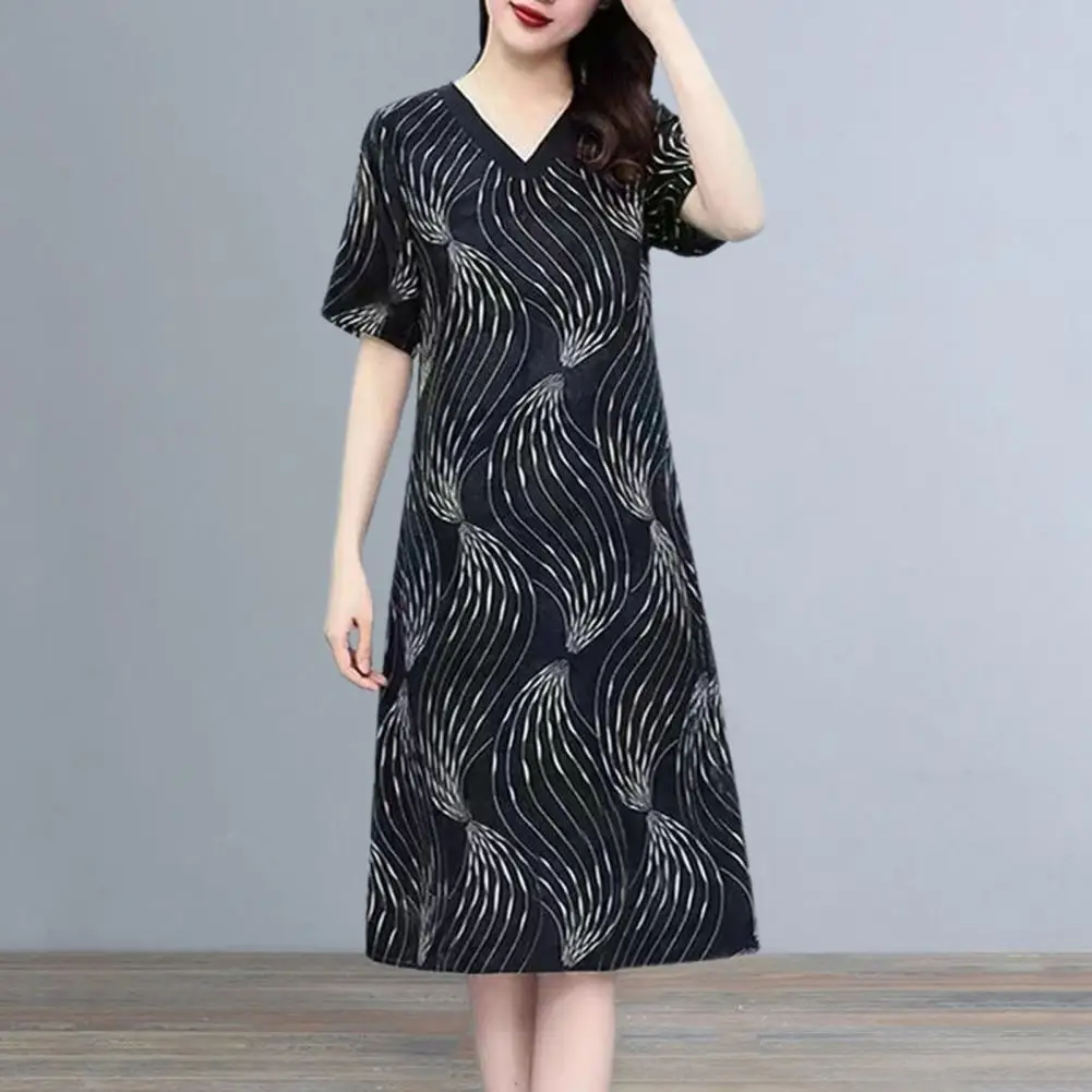 Women Beach Dress Printing Short Sleeve V Neck Women Dress Breathable A-Line Short Dress Summer Clothing
Women Beach Dress Printing Short Sleeve V Neck Women Dress Breathable A-Line Short Dress Summer Clothing
