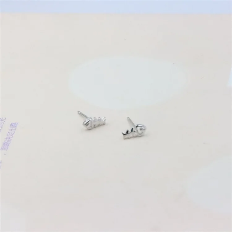 ZFSILVER 100% 925 Sterling Silver Fashion Animal Cute Lovely Fish Bone Stud Earrings For Women Jewelry Accessories Brincos Party
ZFSILVER 100% 925 Sterling Silver Fashion Animal Cute Lovely Fish Bone Stud Earrings For Women Jewelry Accessories Brincos Party