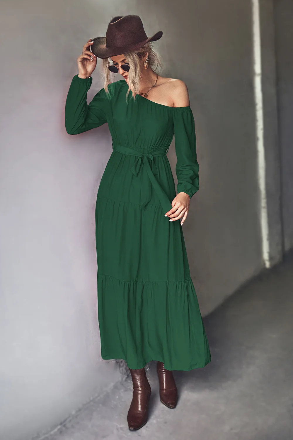 Fashion Elegant Bow Belt Puff Sleeve Long Dresses For Women 2022 Autumn Casual Long Sleeve Diagonal Collar Office Lady‘s Dress
Fashion Elegant Bow Belt Puff Sleeve Long Dresses For Women 2022 Autumn Casual Long Sleeve Diagonal Collar Office Lady‘s Dress