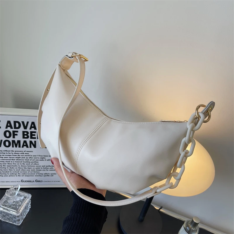 2022 New Crossbody Bags for Women Solid Color Handbags Designer Brand Shoulder Bag Female Soft Leather Hobos Bags Simple Sac
2022 New Crossbody Bags for Women Solid Color Handbags Designer Brand Shoulder Bag Female Soft Leather Hobos Bags Simple Sac