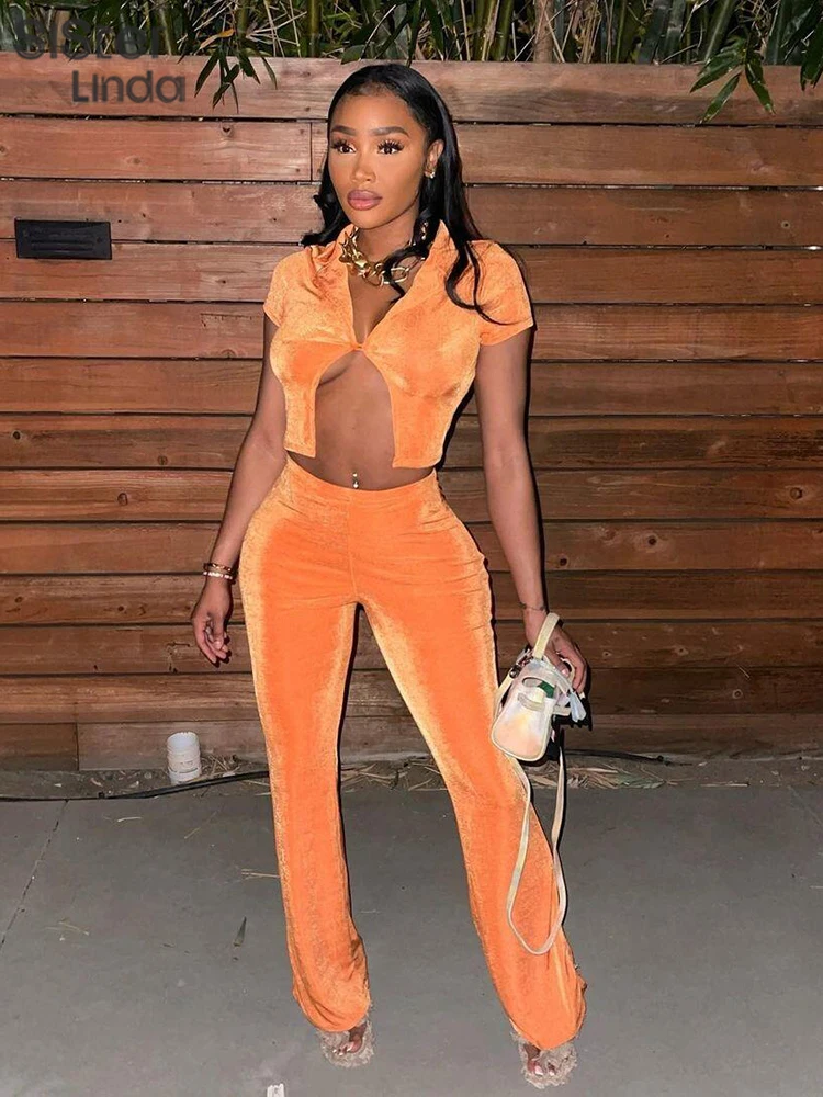Sisterlinda Casual Women 2 Piece Sets 2022 Short Sleeve Turn-down Collar Trend Crop Tops+Flare Pants Matching Streetwear Outfits
Sisterlinda Casual Women 2 Piece Sets 2022 Short Sleeve Turn-down Collar Trend Crop Tops+Flare Pants Matching Streetwear Outfits