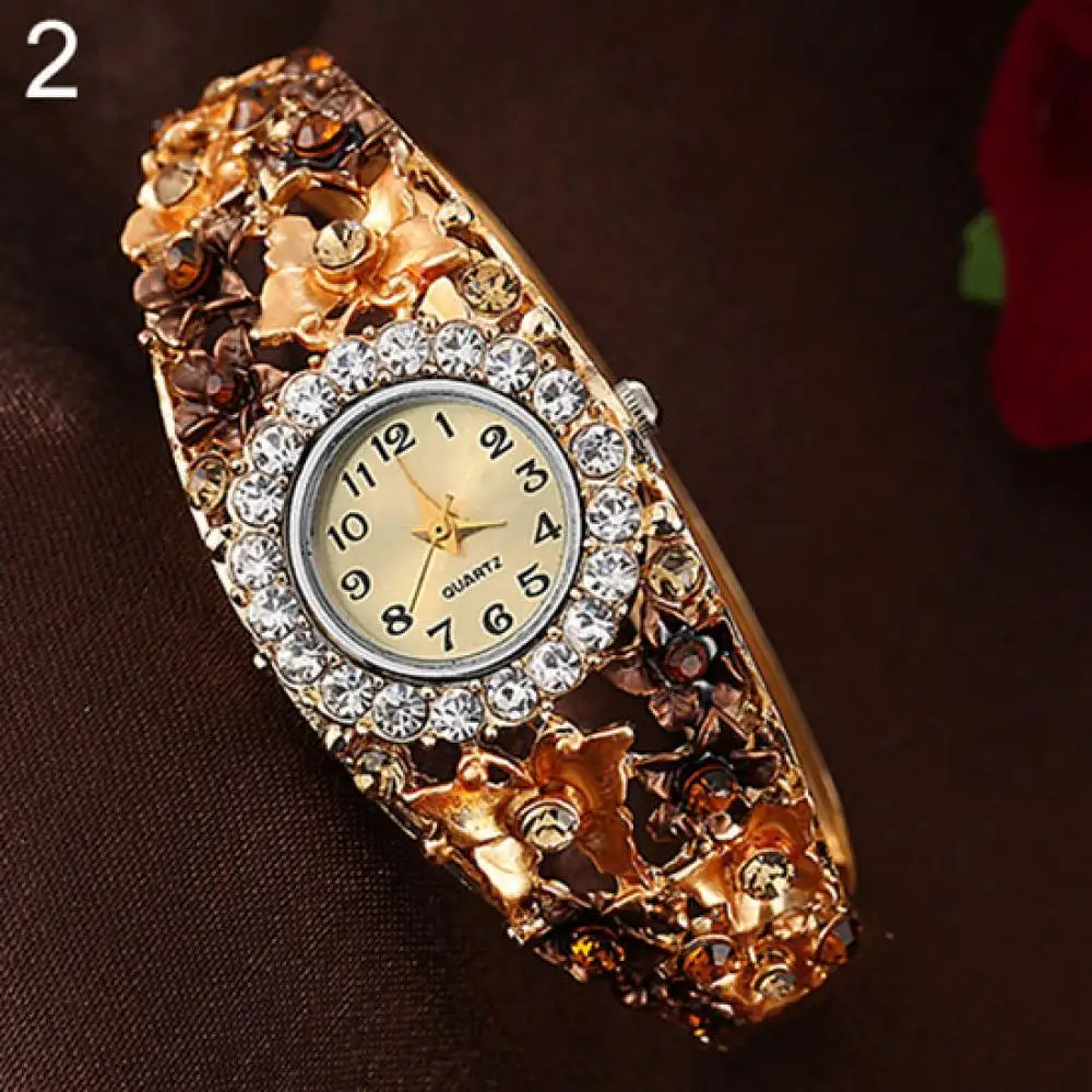 Round Women Bracelet Rhinestone Women's Flower Butterfly Dress Watch Dial Wristwatch
Round Women Bracelet Rhinestone Women's Flower Butterfly Dress Watch Dial Wristwatch