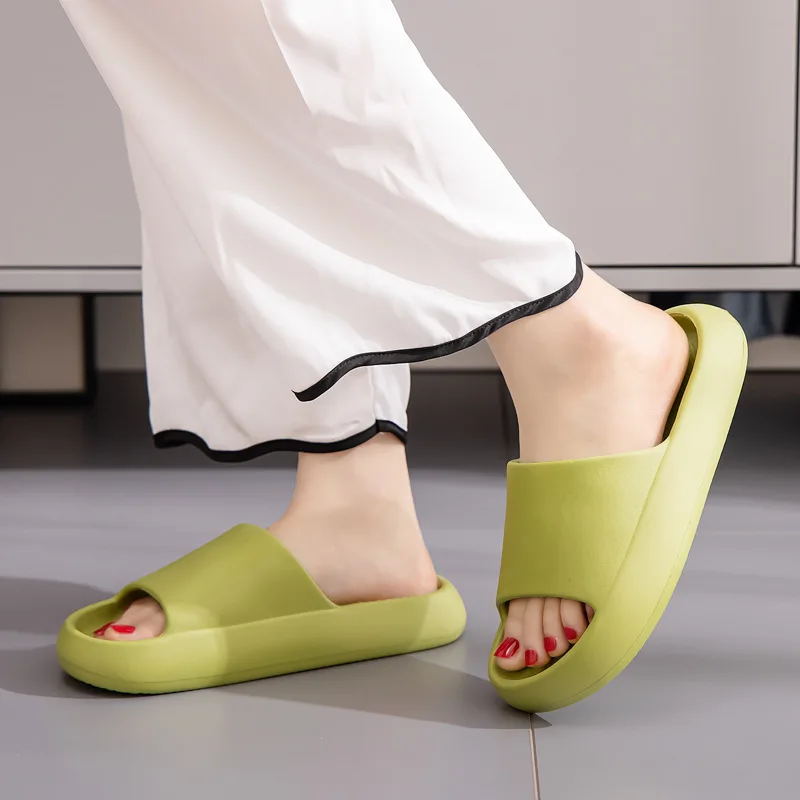 2022 summer super soft slippers men and women couple sandals thick bottom indoor and outdoor slippers home bathroom
2022 summer super soft slippers men and women couple sandals thick bottom indoor and outdoor slippers home bathroom