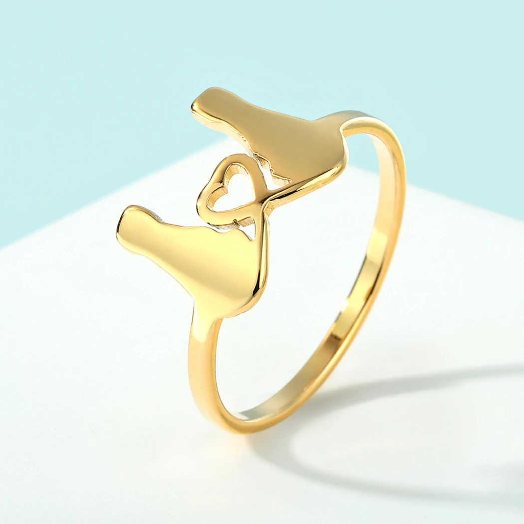 Chandler Stainless Steel Heart Ring Cats Ring Animal Jewelry Delicate Simple Everyday Jewelry Kitten for Men and Women
Chandler Stainless Steel Heart Ring Cats Ring Animal Jewelry Delicate Simple Everyday Jewelry Kitten for Men and Women