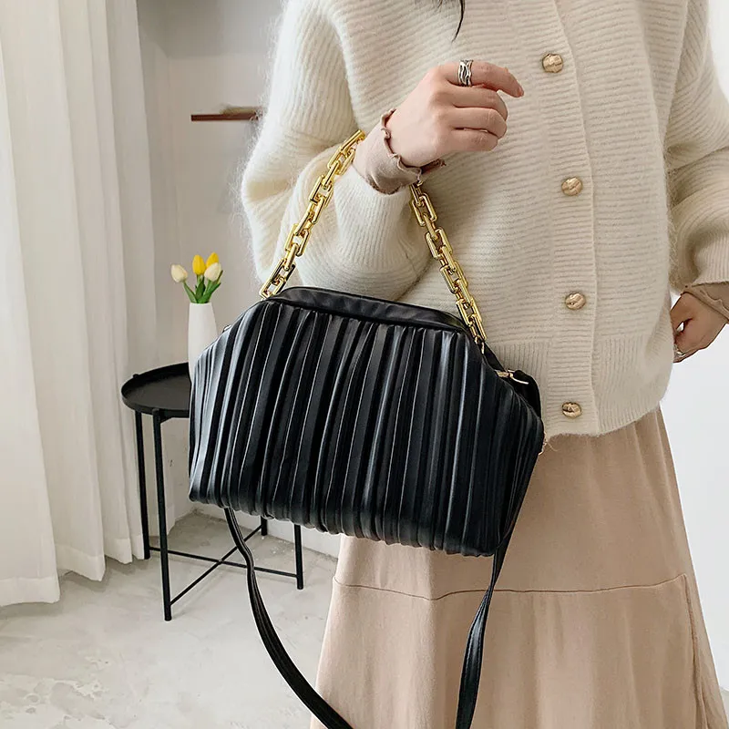 Brand Pleated Women's Crossbody Bag Thick Chain Designer Handbags Female Luxury Shoulder Bags Hobos PU Leather Purse Clutch Bag
Brand Pleated Women's Crossbody Bag Thick Chain Designer Handbags Female Luxury Shoulder Bags Hobos PU Leather Purse Clutch Bag