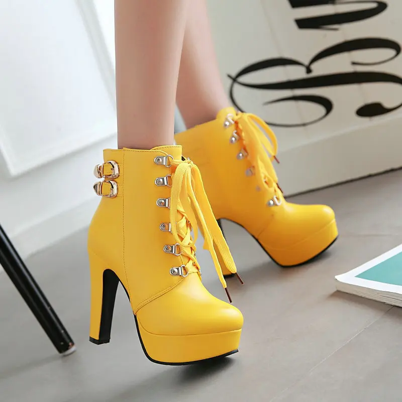 Winter Buckles Woman Boots Solid Lace Up Boots Square Heels Ankle Shoes Women Fashion Casual Boots Round Head Ladies Shoes 2022
Winter Buckles Woman Boots Solid Lace Up Boots Square Heels Ankle Shoes Women Fashion Casual Boots Round Head Ladies Shoes 2022