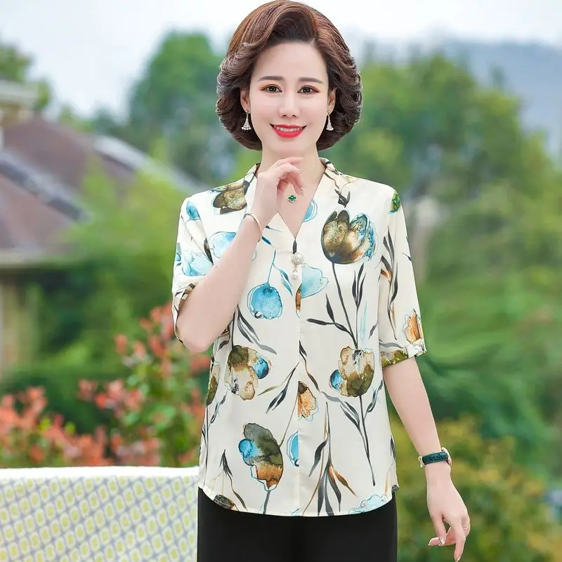 Middle Aged Mother Clothes 2022 new V-Neck Casual Loose Printed T-Shirts Women Summer Pullover Short Sleeve Tops
Middle Aged Mother Clothes 2022 new V-Neck Casual Loose Printed T-Shirts Women Summer Pullover Short Sleeve Tops
