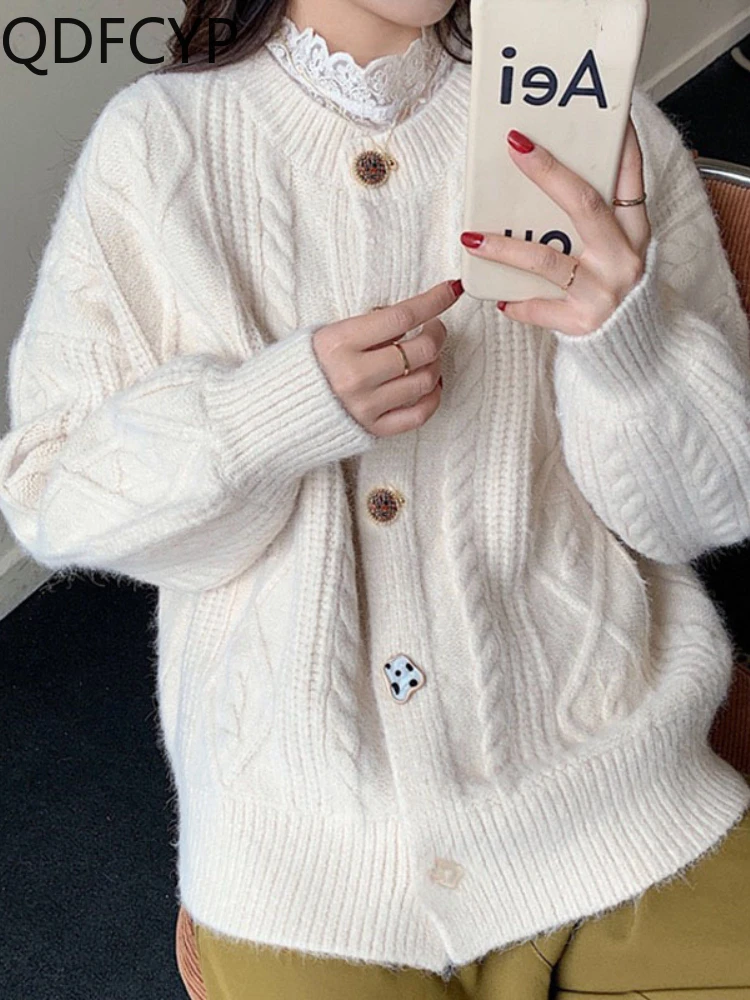 Autumn Winter 2023 Women's Cardigan Coats Casual Elegant O-neck Knitted Top Harem Korean Button Sweater Outerwear for Women
Autumn Winter 2023 Women's Cardigan Coats Casual Elegant O-neck Knitted Top Harem Korean Button Sweater Outerwear for Women