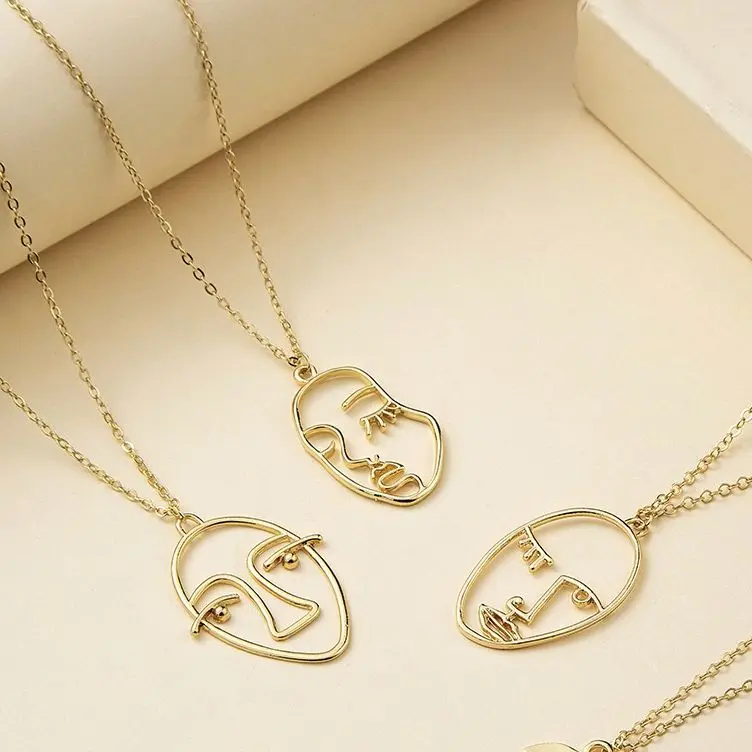 Vintage Hollow Abstract Face Pendant Necklaces Personality Exaggerated Necklace For Women Party Jewelry Gifts 2022
Vintage Hollow Abstract Face Pendant Necklaces Personality Exaggerated Necklace For Women Party Jewelry Gifts 2022