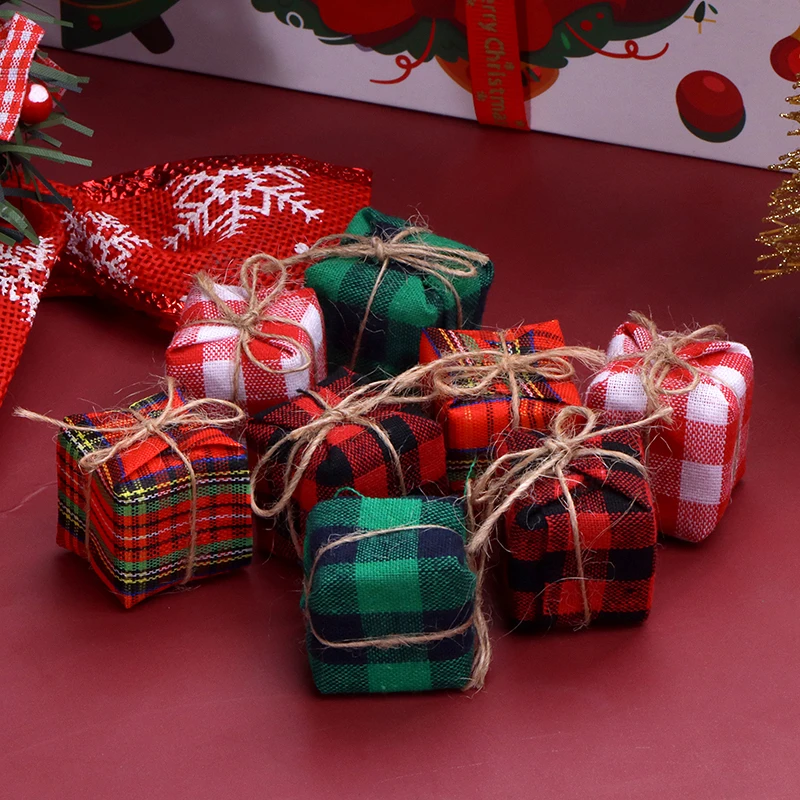 New 2/4PCS Dollhouse Accessories 1/12 Scale Miniature Christmas Cotton Linen Gift Box Pretend Play Toy Holiday Party Decor
New 2/4PCS Dollhouse Accessories 1/12 Scale Miniature Christmas Cotton Linen Gift Box Pretend Play Toy Holiday Party Decor
