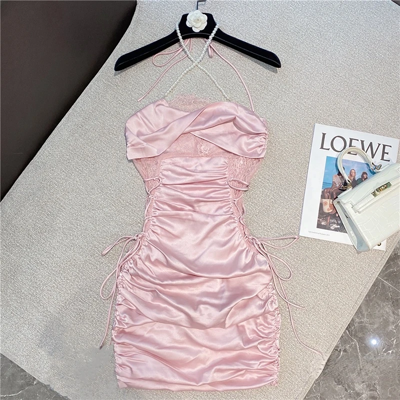 2022 Summer Sweet Pink Satin Dress Women New Korean Style Double-Sided Lace-up Waist-Controlled Slimming Halter Dresses Femme
2022 Summer Sweet Pink Satin Dress Women New Korean Style Double-Sided Lace-up Waist-Controlled Slimming Halter Dresses Femme