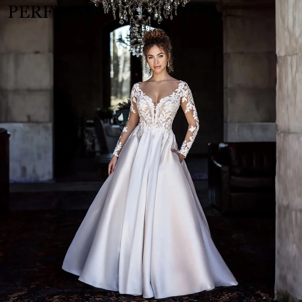 PERFECT Exquisite Wedding Dresses For Woman A-line V-Neck Appliques Full Sleeves Open Back Stunning Tulle Vestidos De Novia
PERFECT Exquisite Wedding Dresses For Woman A-line V-Neck Appliques Full Sleeves Open Back Stunning Tulle Vestidos De Novia