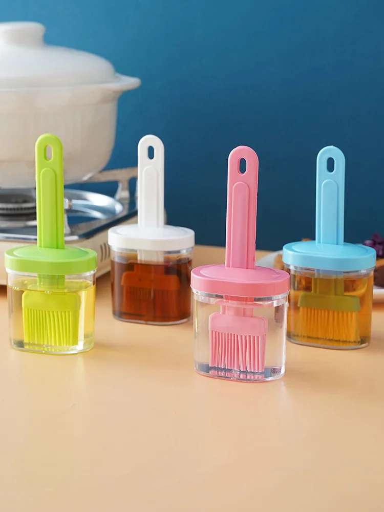 brush Barbecue oil brush high temperature cooking kitchen pancakes household baking cooking oil with bottle brush oil artifact 
brush Barbecue oil brush high temperature cooking kitchen pancakes household baking cooking oil with bottle brush oil artifact