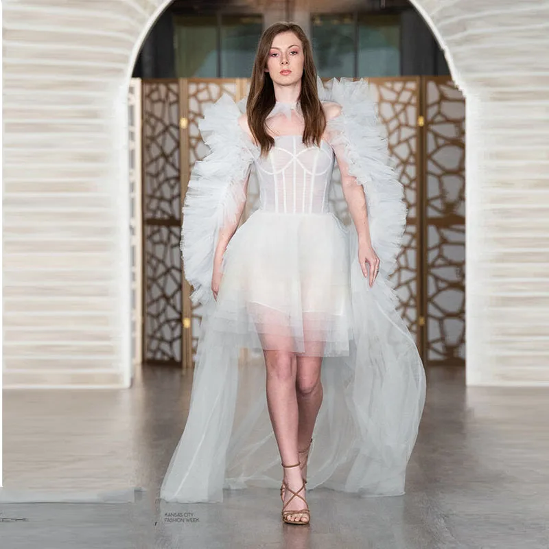 White Fashion Unique Prom Dresses Tulle Ruffles Long Sleeves Hi Low A-line Women Elegant Evening Gowns Custom Made Plus Size
White Fashion Unique Prom Dresses Tulle Ruffles Long Sleeves Hi Low A-line Women Elegant Evening Gowns Custom Made Plus Size