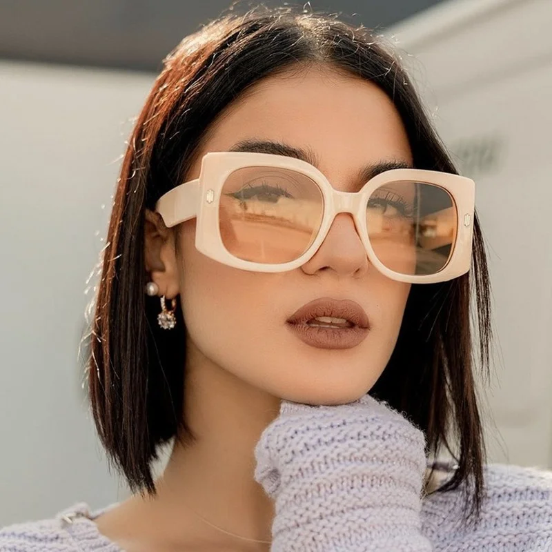 OLOPKY 2022 Oversized Sunglasses Women Square Vintage Sun Glasses Women Luxury Eyewear Women UV Protection Gafas De Sol Mujer
OLOPKY 2022 Oversized Sunglasses Women Square Vintage Sun Glasses Women Luxury Eyewear Women UV Protection Gafas De Sol Mujer