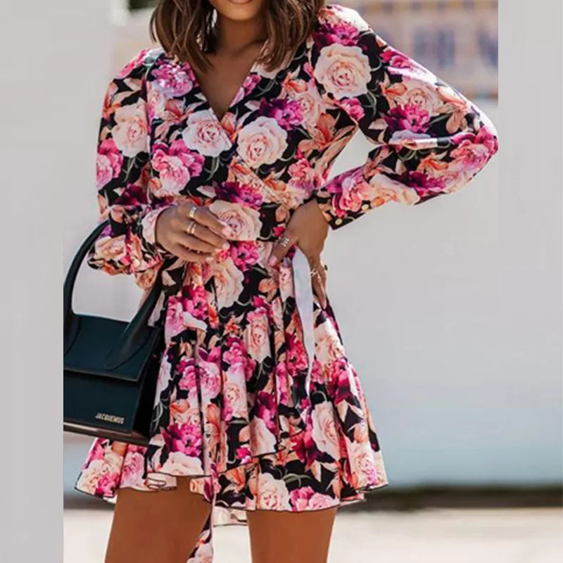Women Dress Fashion Sexy Casual Commuter Long Sleeve V-neck Spring And Summer Flower Print Short A Word High Waist Sexy Dress
Women Dress Fashion Sexy Casual Commuter Long Sleeve V-neck Spring And Summer Flower Print Short A Word High Waist Sexy Dress