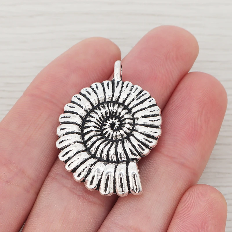 3 x Tibetan Silver Large Seashell Two-sided Spiral Sea Shell 3D Charms Pendants For Necklace Jewelry Making 37x28mm
3 x Tibetan Silver Large Seashell Two-sided Spiral Sea Shell 3D Charms Pendants For Necklace Jewelry Making 37x28mm