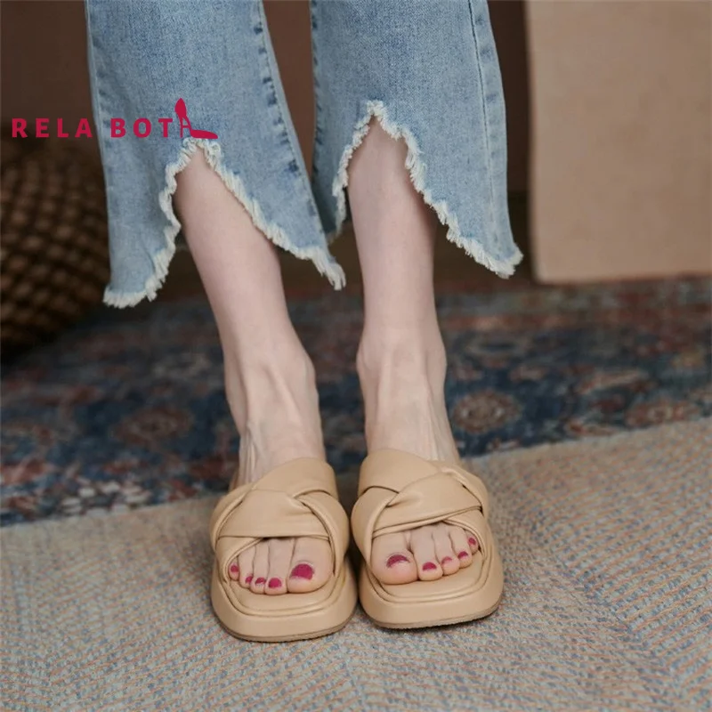 Summer Outdoor Wear Sponge Loafer Cool Slippers Soft Soled Beach Fashion Slippers Round Head Microfiber Stepping on Shit Feeling
Summer Outdoor Wear Sponge Loafer Cool Slippers Soft Soled Beach Fashion Slippers Round Head Microfiber Stepping on Shit Feeling