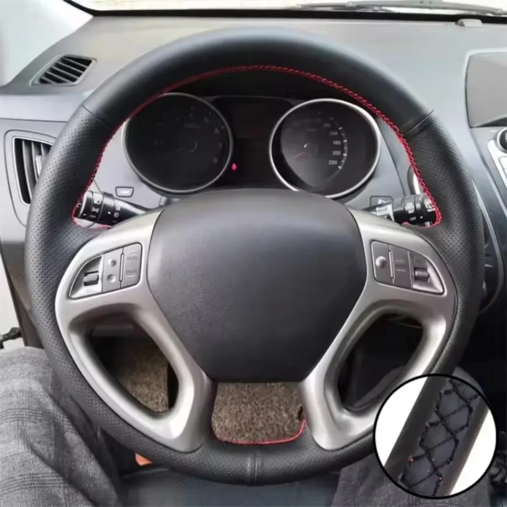 Чехол на руль для Hyundai ix35 (Tucson 2) 2011-2015, износостойкий, из микрофибры, ручная прострочка, черный
Чехол на руль для Hyundai ix35 (Tucson 2) 2011-2015, износостойкий, из микрофибры, ручная прострочка, черный