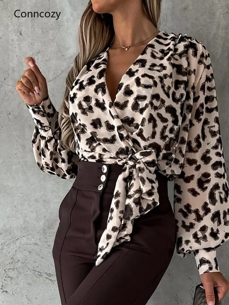 New Leopard Print Women Chic Blouses Spring Autumn Straight Patchwork Ladies Simple Sweatshirts V-Neck Lace-Up Streetwear Blusas
New Leopard Print Women Chic Blouses Spring Autumn Straight Patchwork Ladies Simple Sweatshirts V-Neck Lace-Up Streetwear Blusas