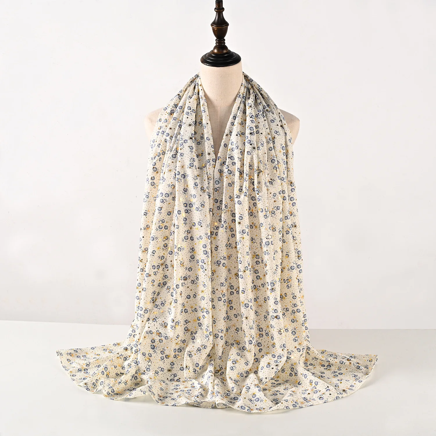 2022 autumn and winter new scarf ladies casual scarf silk scarf fashion women GRAY22
2022 autumn and winter new scarf ladies casual scarf silk scarf fashion women GRAY22