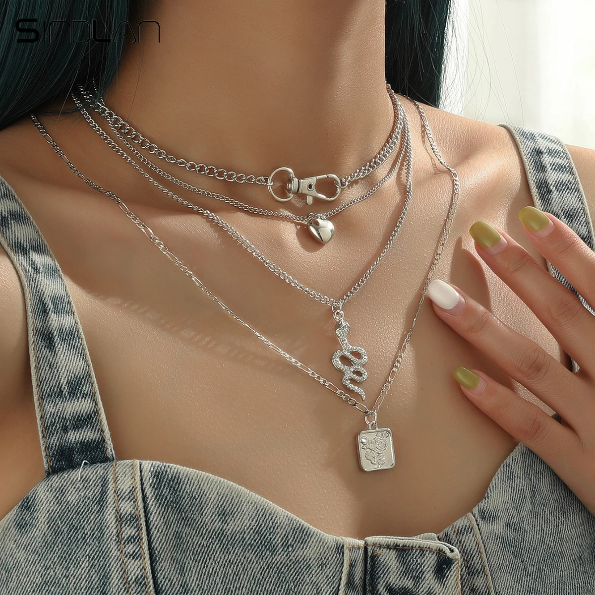 Sindlan 4Pcs Punk Silver Color Snake Pendants Necklace for Women Grunge Heart Chain Set Couple Emo Jewelry Collares Para Mujer
Sindlan 4Pcs Punk Silver Color Snake Pendants Necklace for Women Grunge Heart Chain Set Couple Emo Jewelry Collares Para Mujer