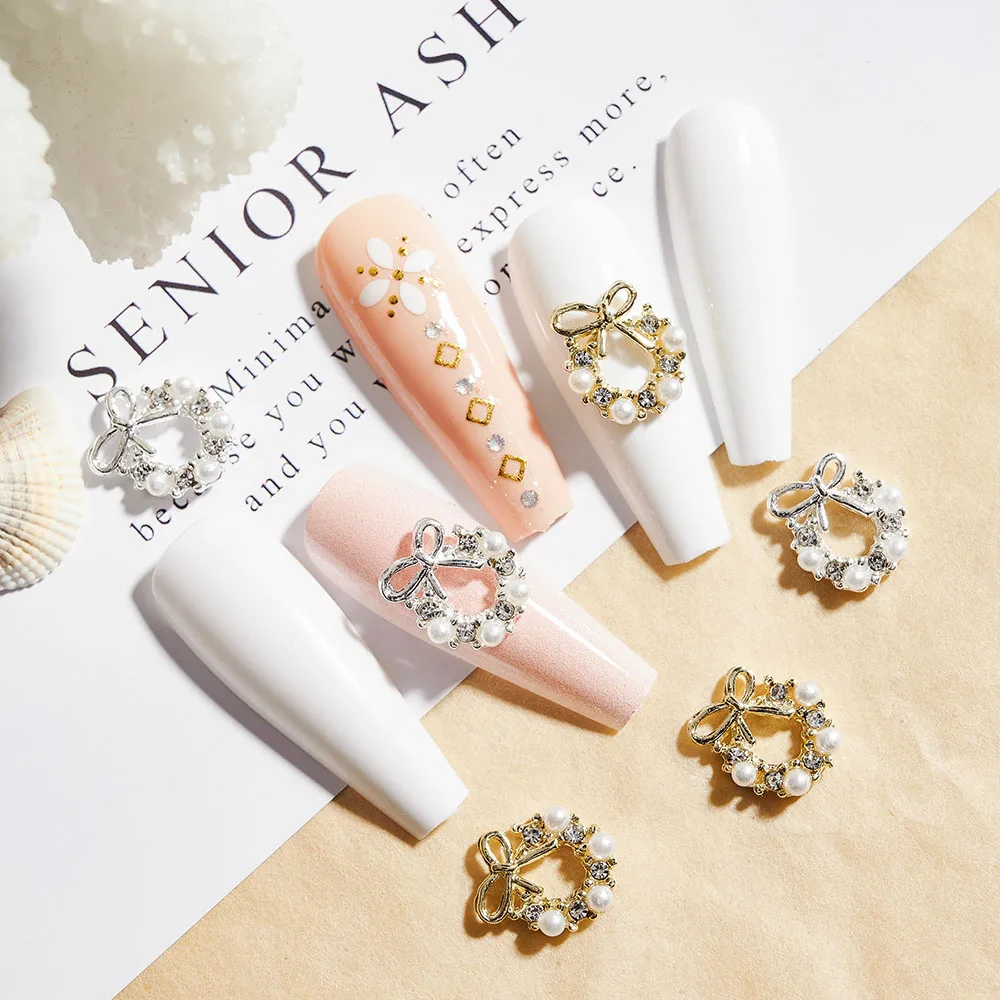 10Pcs Hollow Alloy 3D Nail Rhinestone Gold /Silver Color (Garland Bow) Luxury Crystal Nail Art 3D Metal Bow Nail Jewelry Gems &*
10Pcs Hollow Alloy 3D Nail Rhinestone Gold /Silver Color (Garland Bow) Luxury Crystal Nail Art 3D Metal Bow Nail Jewelry Gems &*