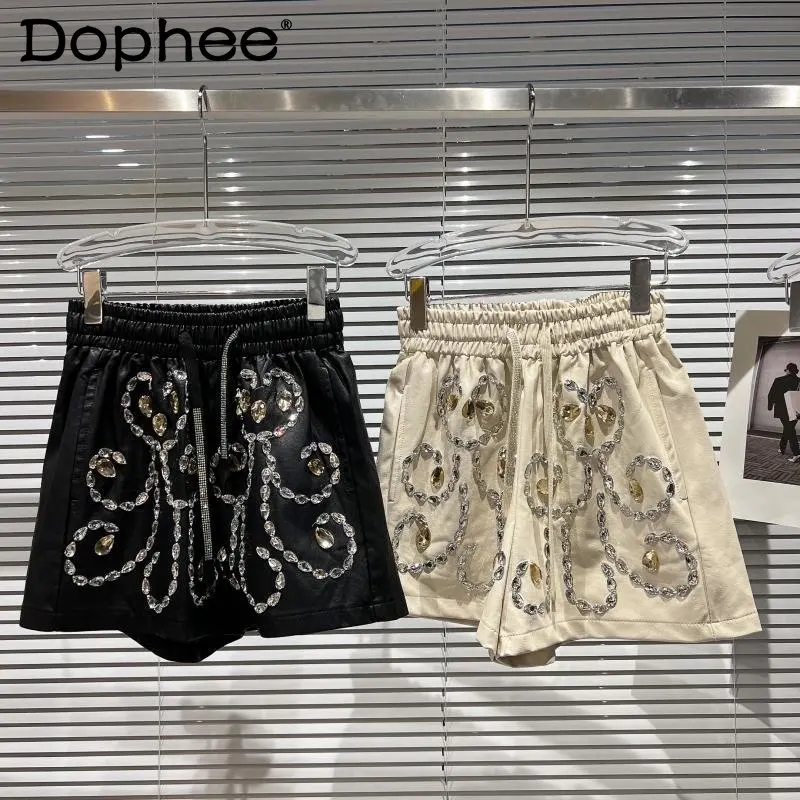Street Heavy Particles Diamond Beaded Flower Elastic Waist PU Leather Shorts for Women 2022 Winter New Black Shorts Hot Pants
Street Heavy Particles Diamond Beaded Flower Elastic Waist PU Leather Shorts for Women 2022 Winter New Black Shorts Hot Pants