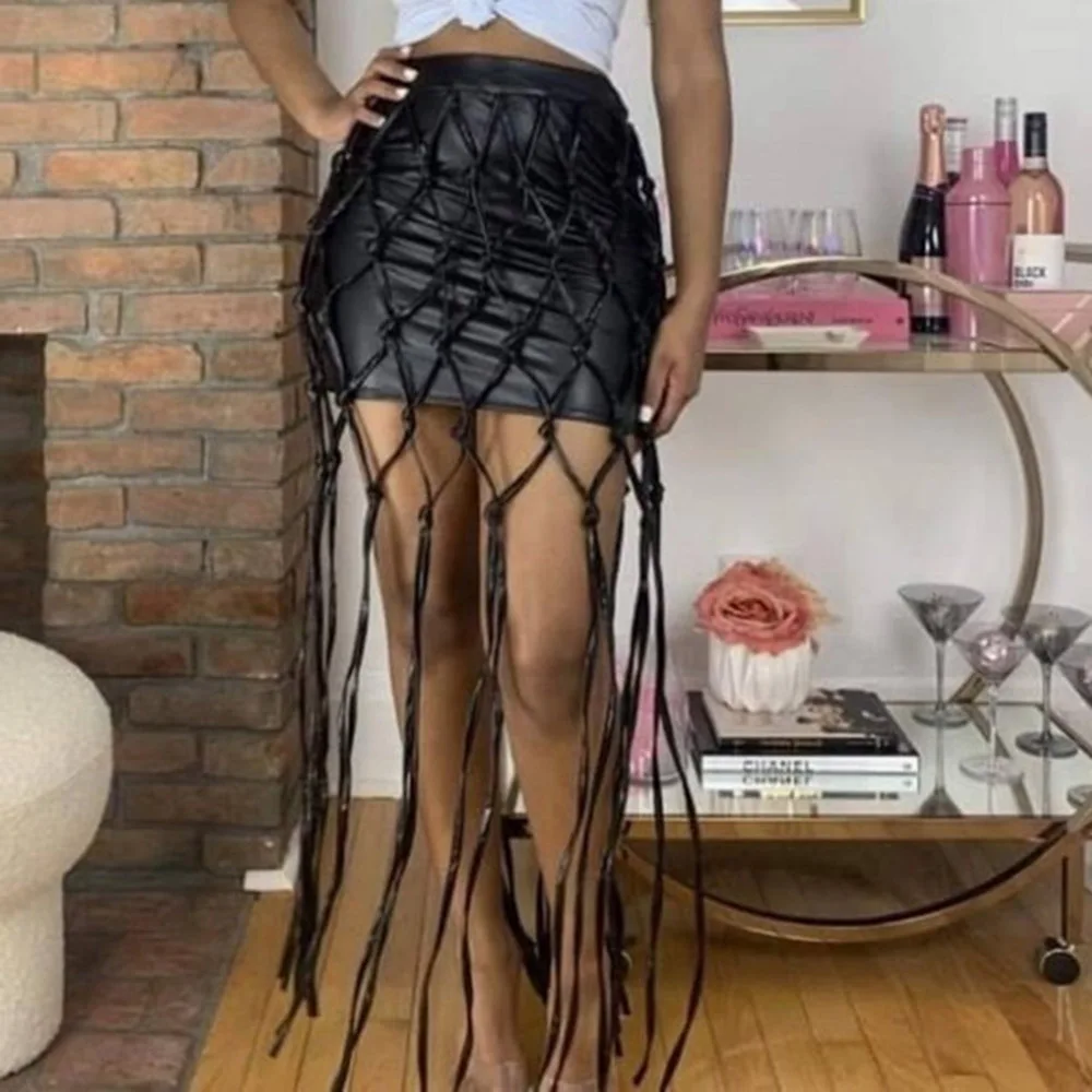 Sexy Fringed Short Skirts Spring Summer Fashion Retro Women Mesh Woven PU Leather Skirt Party Club Bar Mini Short Bodycon 2021
Sexy Fringed Short Skirts Spring Summer Fashion Retro Women Mesh Woven PU Leather Skirt Party Club Bar Mini Short Bodycon 2021