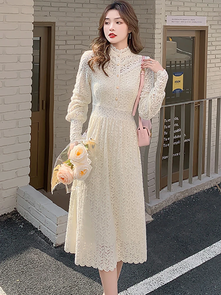 Женское кружевное платье миди, черное ажурное платье миди с цветочным узором на крючках, шикарное платье с длинным рукавом и оборками на воротнике, корейские винтажные платья в стиле Хепберн, осень 2023
Женское кружевное платье миди, черное ажурное платье миди с цветочным узором на крючках, шикарное платье с длинным рукавом и оборками на воротнике, корейские винтажные платья в стиле Хепберн, осень 2023