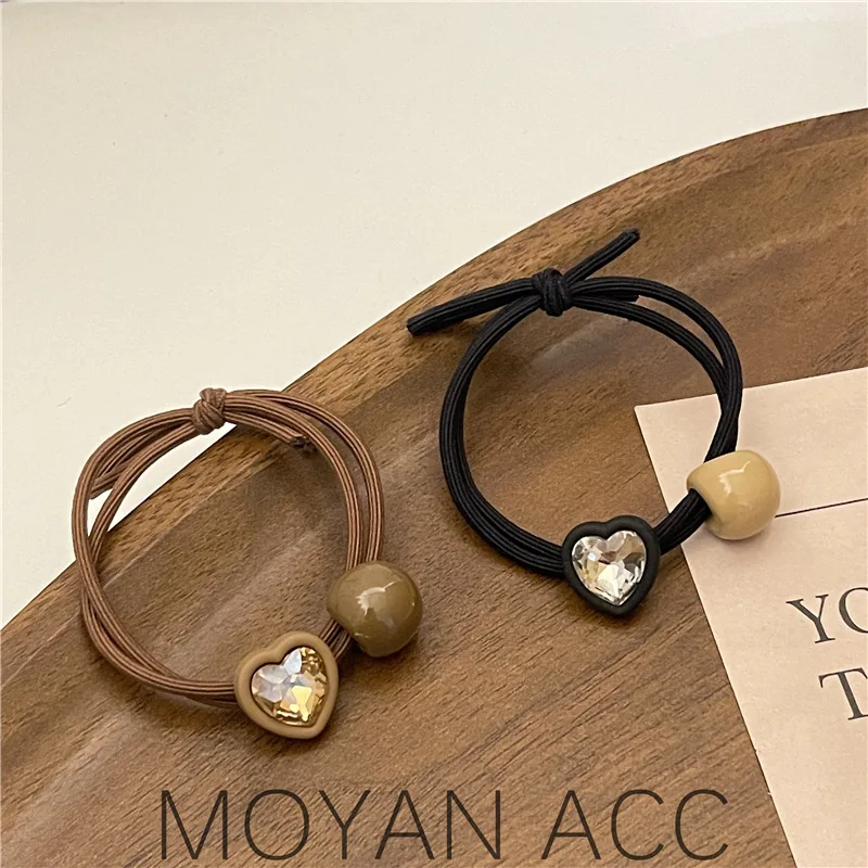 Love hair rope simple temperament high horsetail hair circle four seasons hair band red Korean version of hair hair rope
Love hair rope simple temperament high horsetail hair circle four seasons hair band red Korean version of hair hair rope