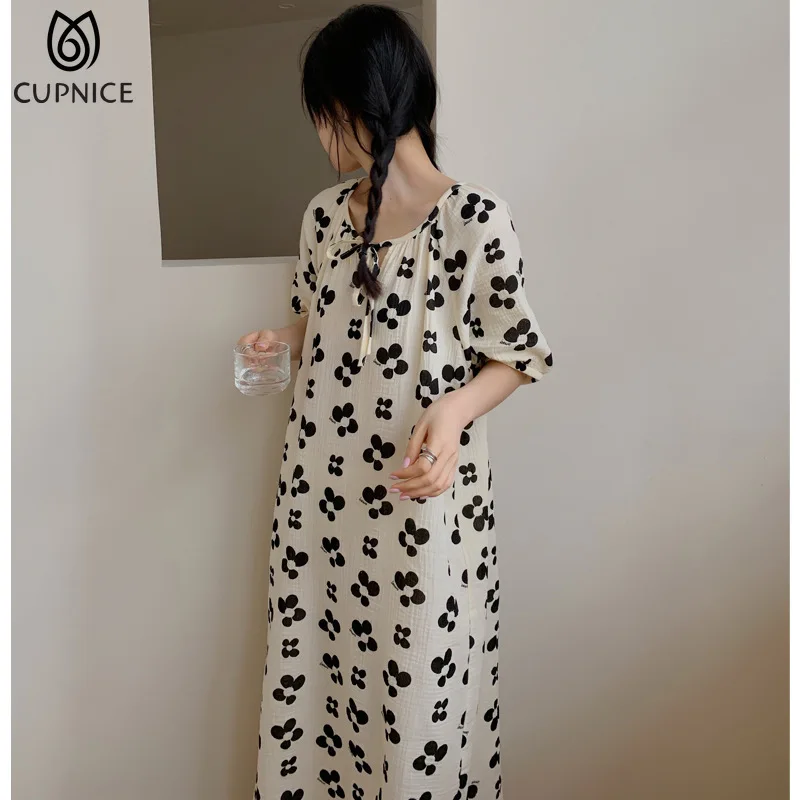 CUPNICE Cotton Korean Style Floral Print Loose Long Dress Causal V-neck Lace Up Short Sleeve New Summer Vestidos for Women 2022
CUPNICE Cotton Korean Style Floral Print Loose Long Dress Causal V-neck Lace Up Short Sleeve New Summer Vestidos for Women 2022