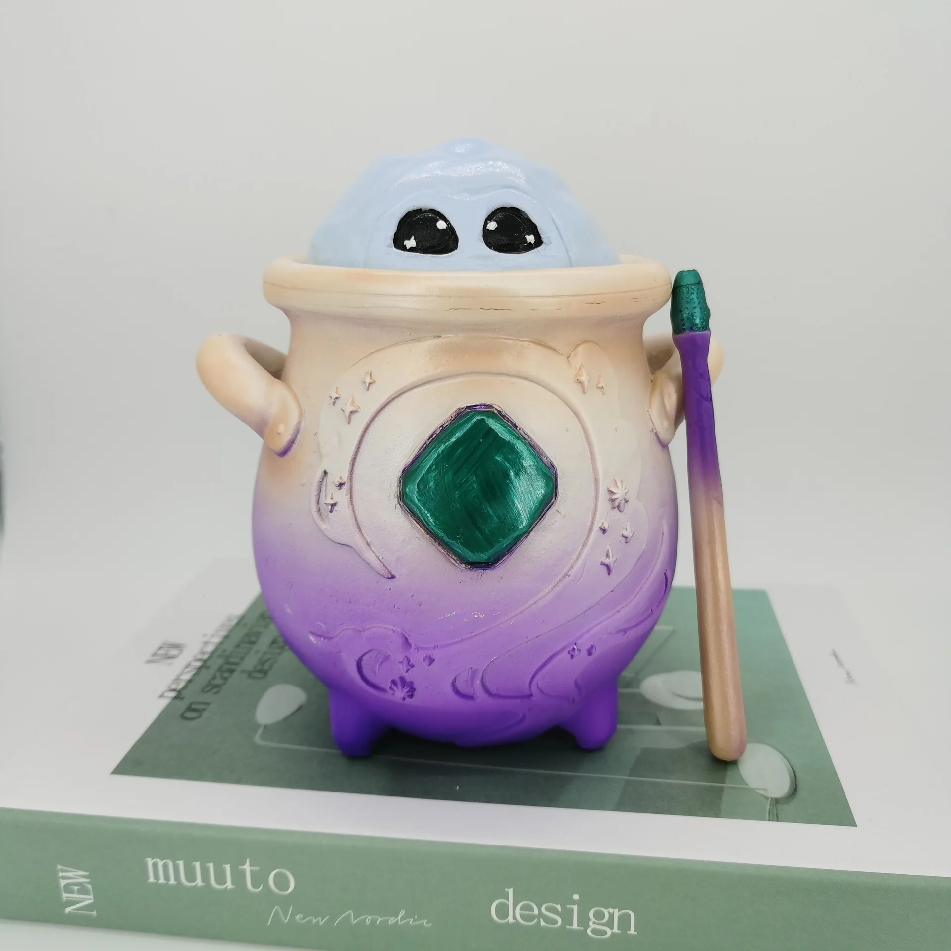 New magic pot resin decoration mixed magic fog pot magic pot design decorative children's gift pot 
New magic pot resin decoration mixed magic fog pot magic pot design decorative children's gift pot